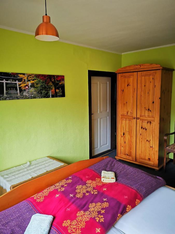 Gehlberger Landhaus Am Schneekopf / Ferienwohnung Suhl Exterior photo